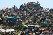 Mugello Fans try to get the best vantage point