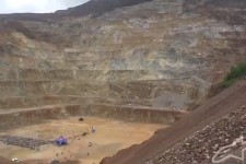 500 riders line up in the bottom of the mine for the start, 9 finish the race!