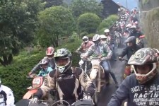 Thousands of riders take part