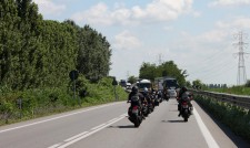We come up on a group of Austrian bikers but pull back as the road is danergously buzy