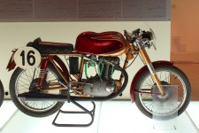 Stunning - note the shape of that gas tank