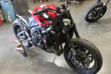 Taking the CBR600RR to the minimum Taking the CBR600RR to the minimum