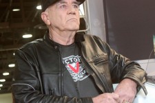 Victory's hooked up with Ronald Lee Ermey for some extra PR (Full Metal Jacket) Victory's hooked up with Ronald Lee Ermey for some extra PR (Full Metal Jacket)