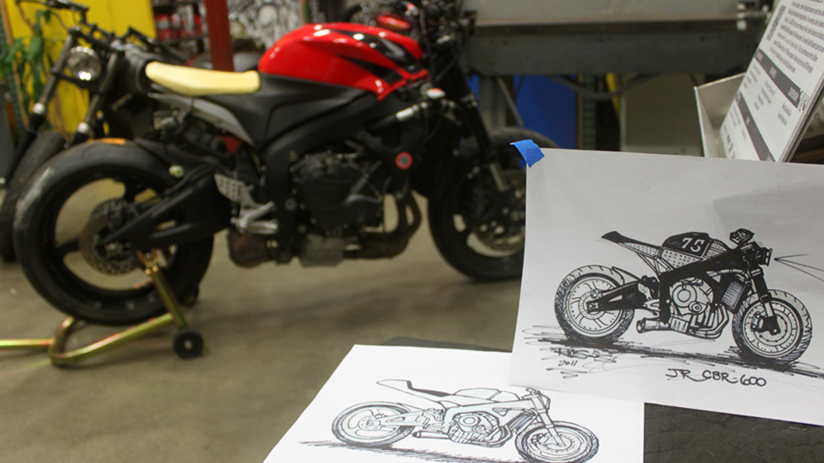 Woolie's Workshop / Pikes Peak Ducati / Deus Ex Machina - MotoGeo
